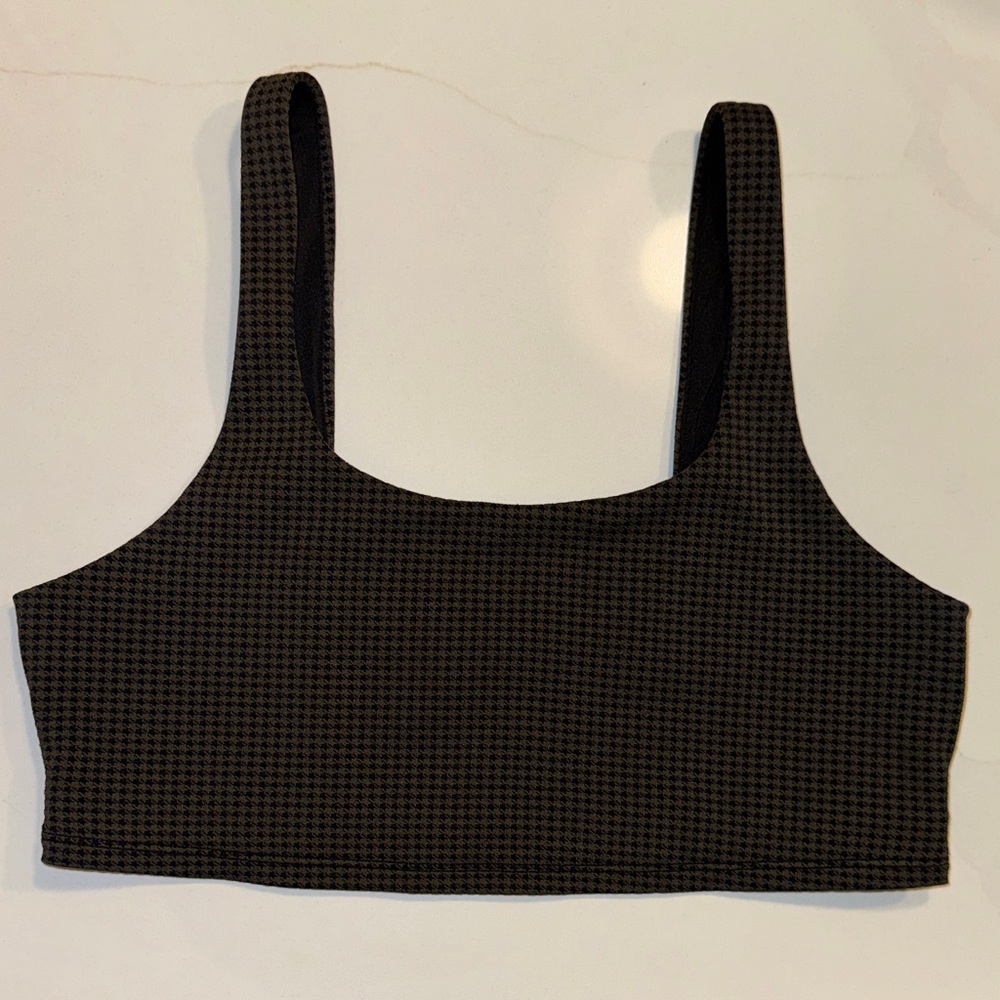 Alo Yoga Sports Bra - Picture 2 of 7